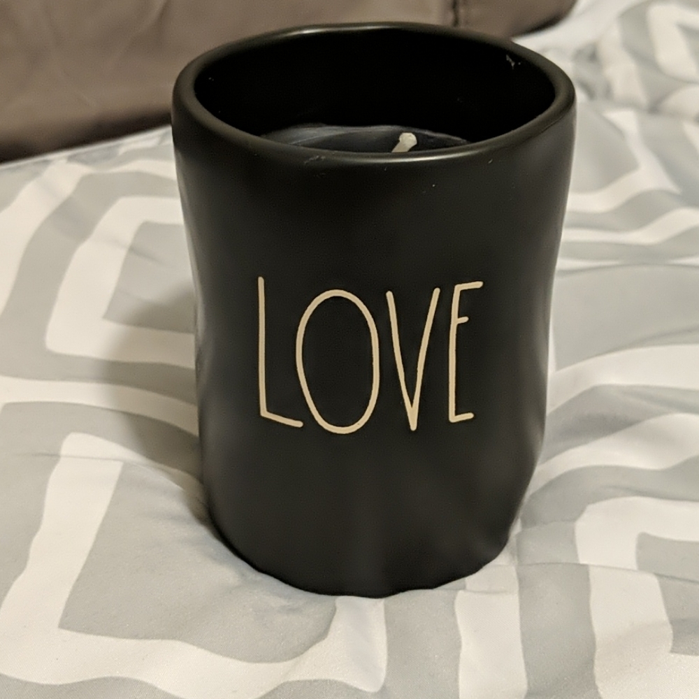 Rae Dunn Candle